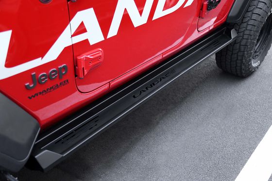 Customized Logo Aluminium Alloy Car Side Step for Universal Car Model Running Board