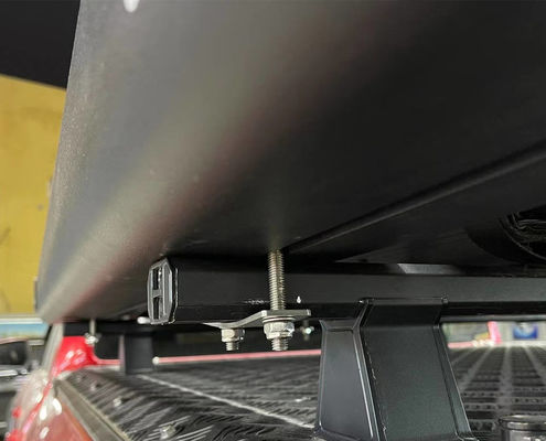 Conveniently-Sized 1450*178*120 Customized Water Tank Rack Mounted Camping Showers