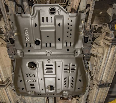 Off-Road Ready Magnesium Aluminum Alloy Skid Plate for Nissan Patrol GR V Pickup Y61