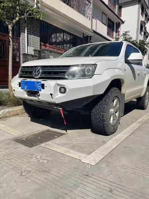 Volkswagen Amarok Auto Parts Steel Winch Bull Bar Front Bumper with Tire Carrier