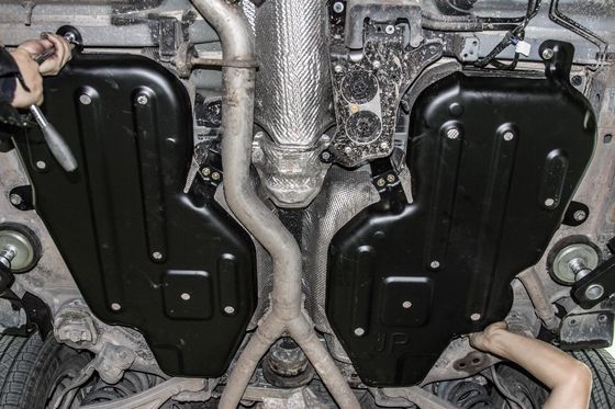 Customized Skid Plate for Jeep Grand Cherokee Engine Guard Transmission Protection