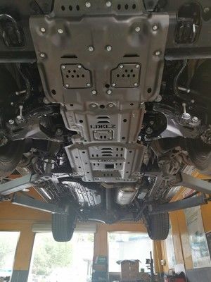 Customization Grey Steel Iron Engine Protector Guard for Toyota Land Cruiser LC 200