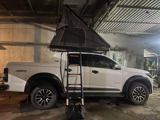 Straight Bracing Type Clamshell Aluminum Car Hard Shell Rooftop Tent for 4 Person